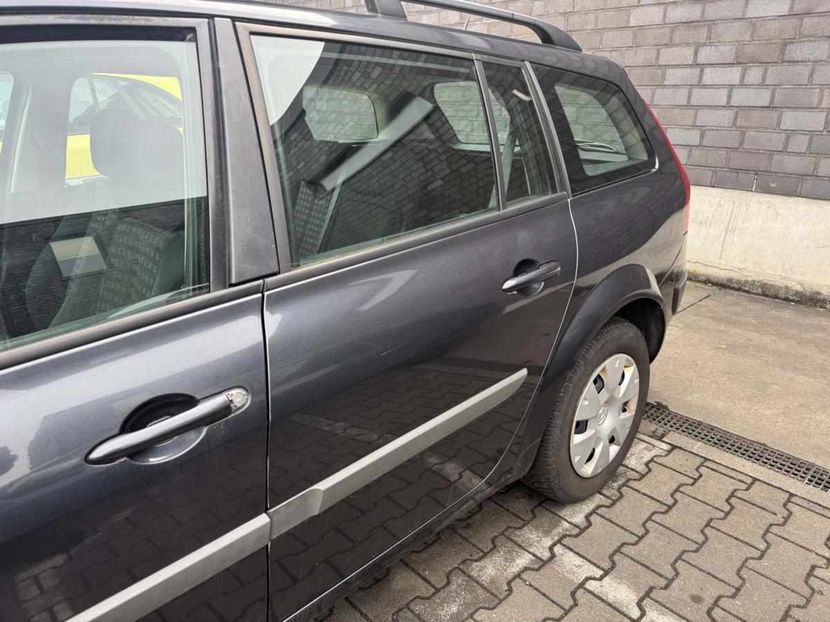 Renault Megane 2 original T&uuml;r hinten links Kombi TEB66 Graphitschwarz Rohbau Bj.2006